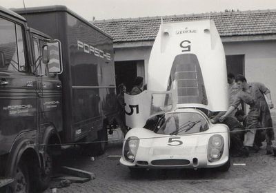 Porsche 908 LH vin. 908-004