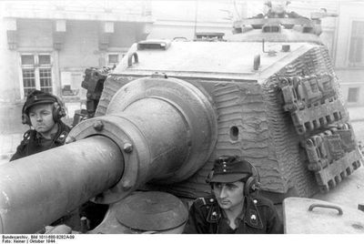 Tiger II with Henschel turret.jpg