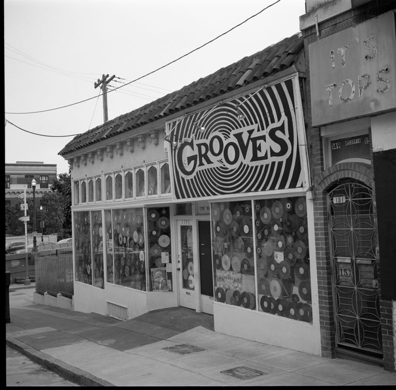 10Jul25IlfordDelta10001.jpg