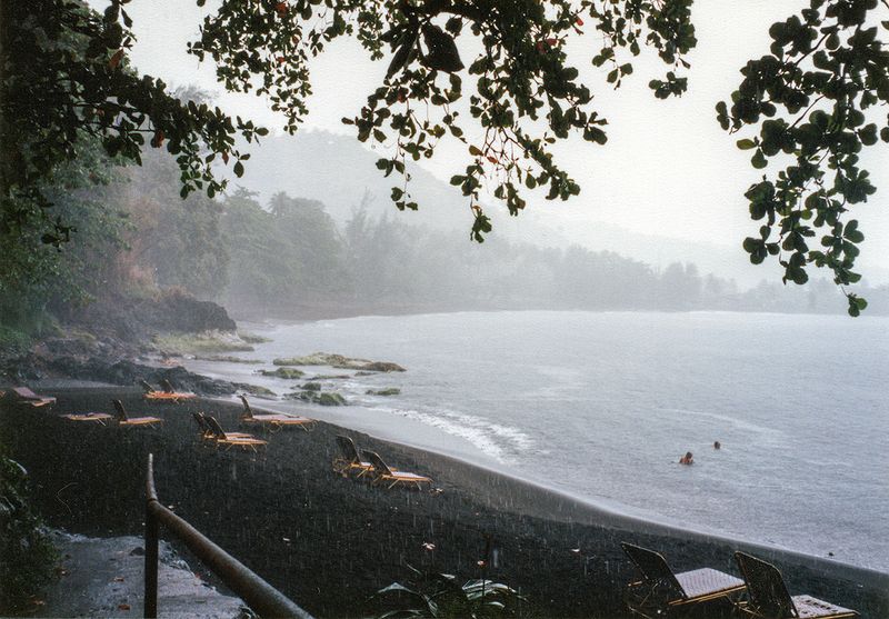 Black sand beach, Taharaa