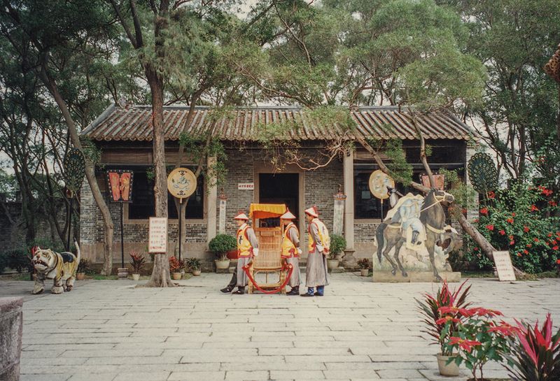 Tourist entertainment, Panyu, China