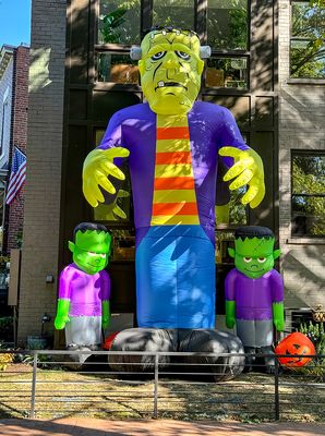 Capitol Hill goes all out for Halloween (4/8)
