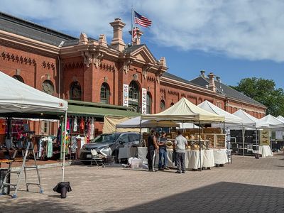 Street vendors at Eastern Market