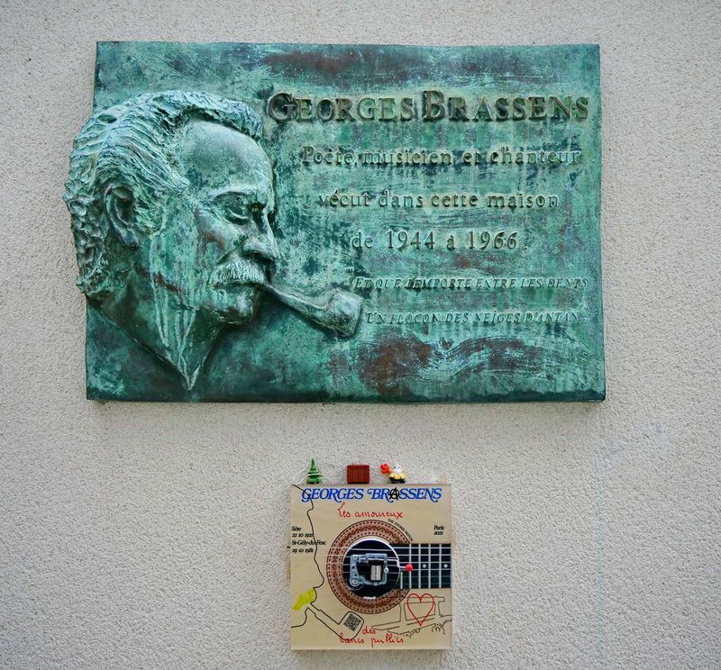 Georges Brassens; commemorative plaque.