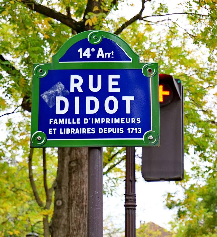 Rue Didot sign. 