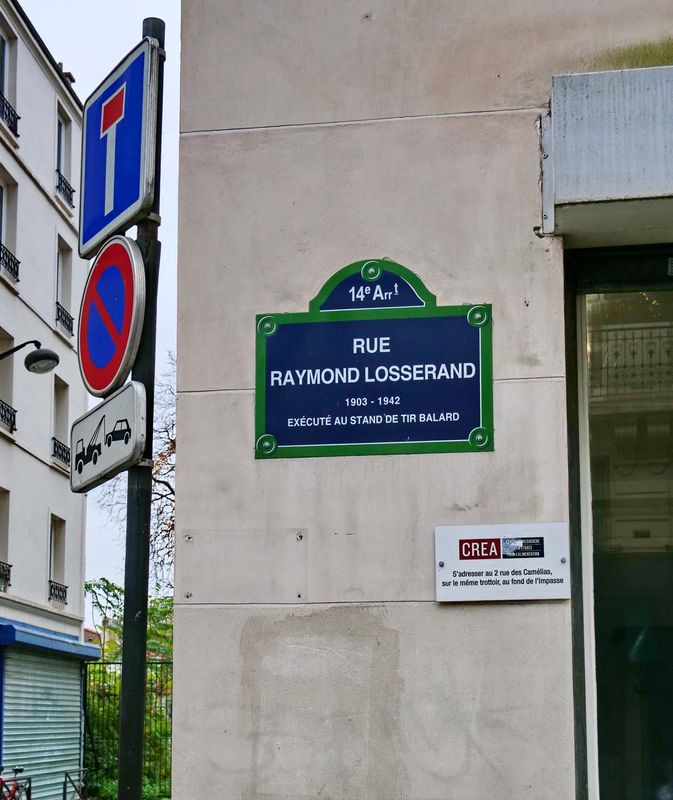 Rue Losserand, previously called rue de Vanves. Raymond Losserand was a French resistent killed by the nazis at WWII.