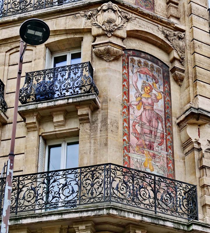 Detail from the previous photo. 