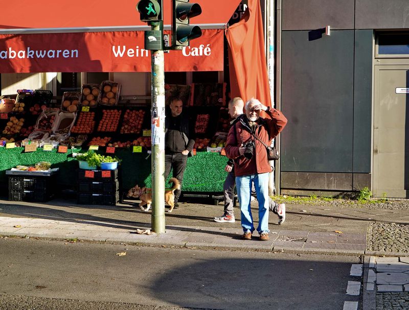 Arnulf under the sun. 