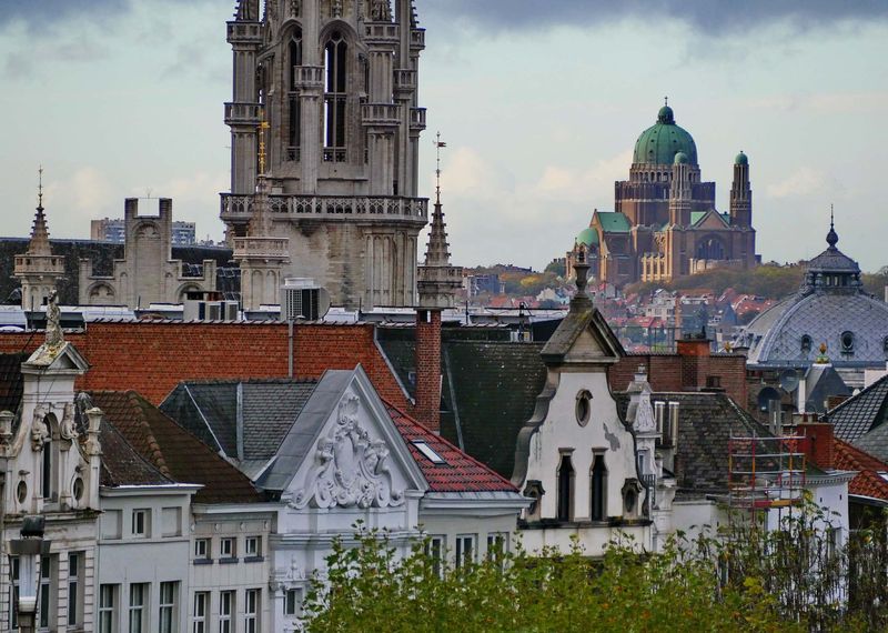 Closer view of Brussels. 