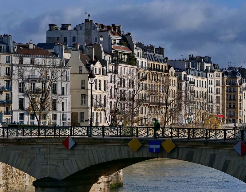 le Saint Louis. 