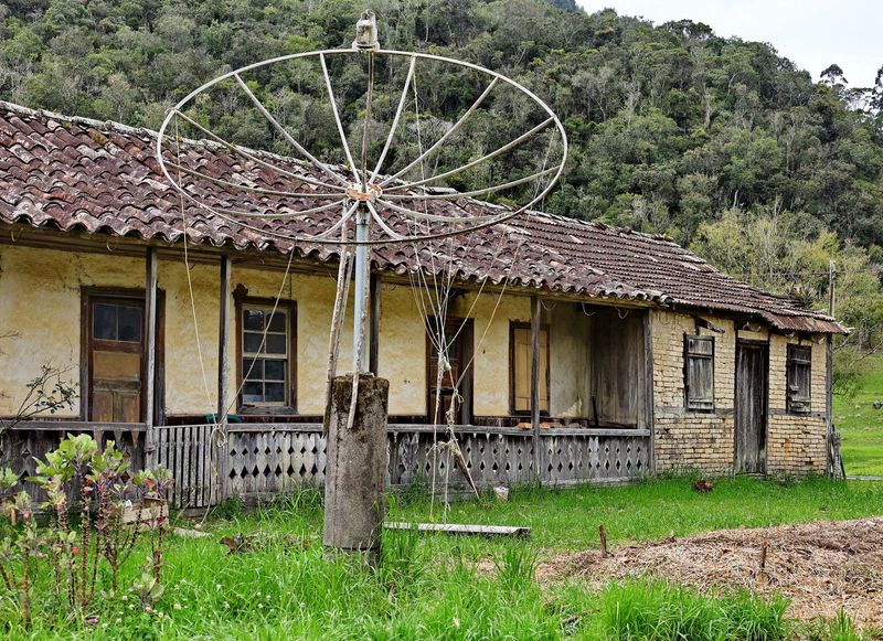 Between Rancho Queimado and Angelina.