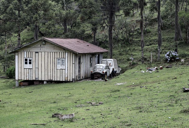 Between Rancho Queimado and Angelina.