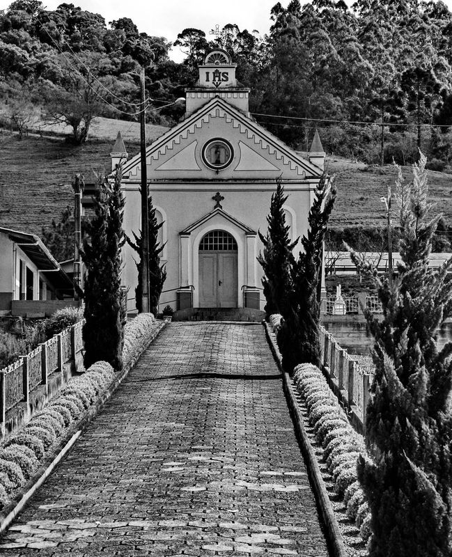 So Pedro chapel at Rancho das Tbuas; near Angelina. 
