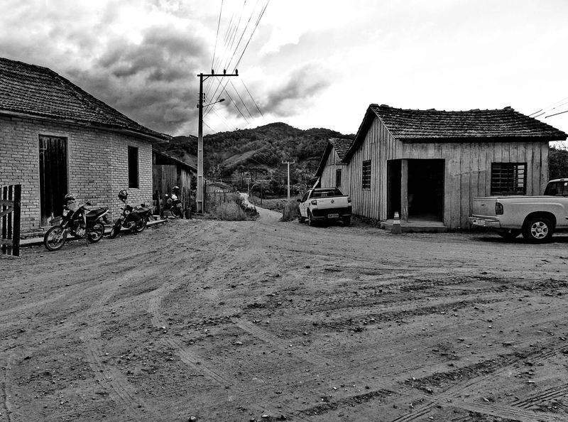 Between Rancho Queimado and Angelina.
