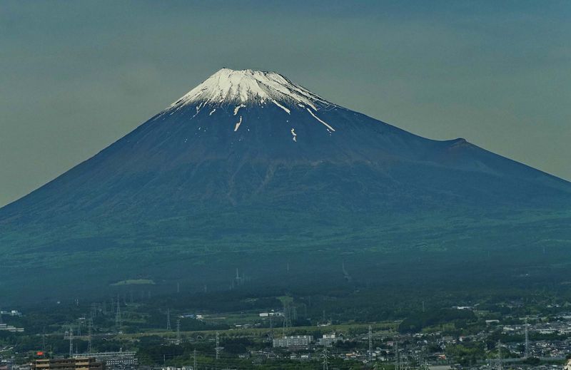 The emblematic Fuji mountain. 