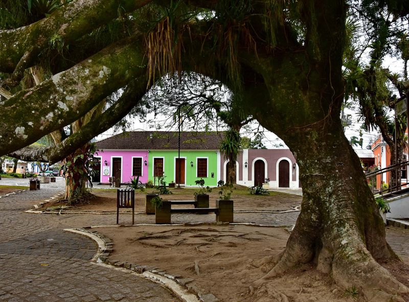 Morretes; the colored old houses.