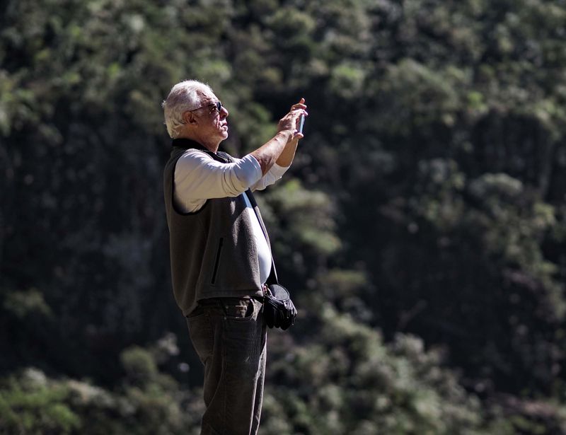 Antonio Leo, partner for this trip and his iphone.