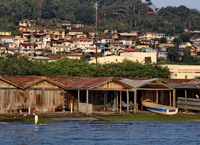 Praia da Costeira do Pirajubaé (2024).