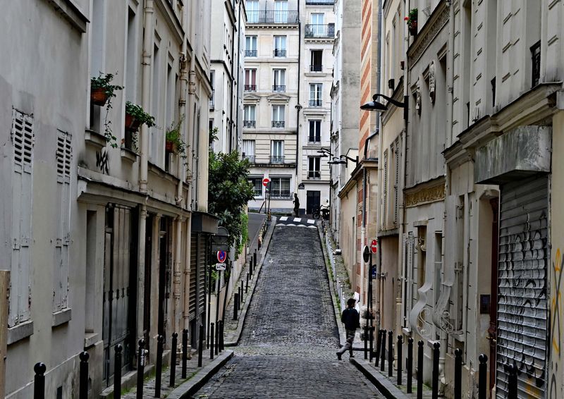 Paris 18me.
