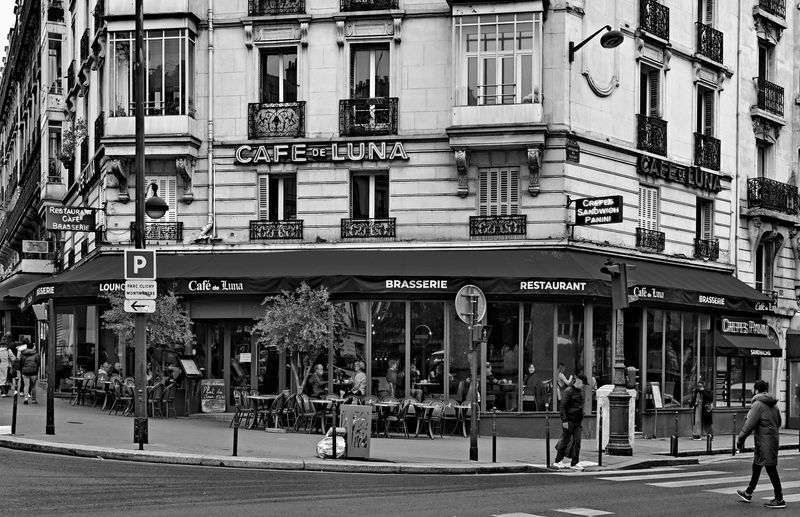 Bar de la Lune,  previously called Le Bastos.