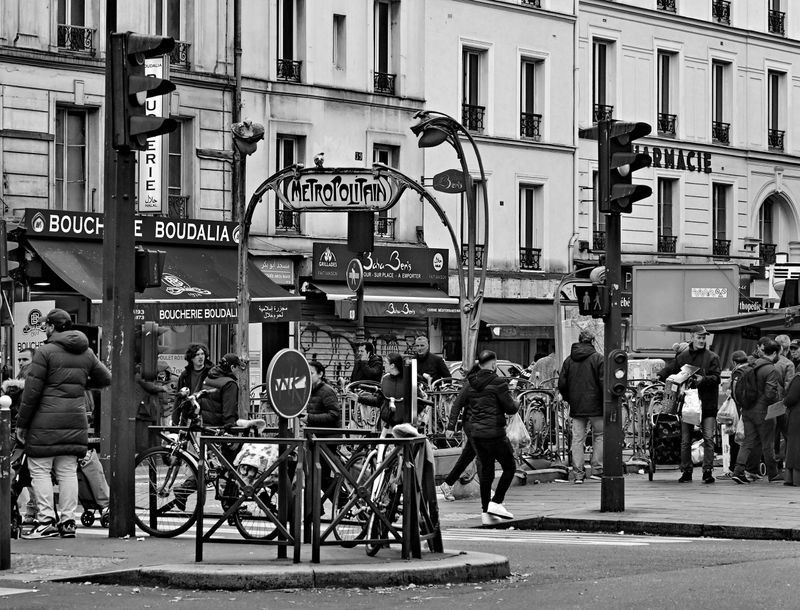 And , the mtro station Couronnes. 