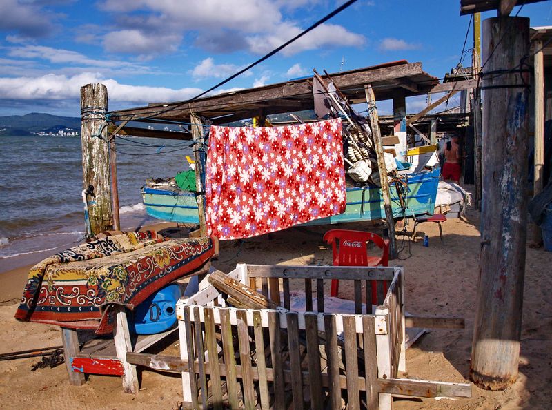 Olympus E-330; the Ponta do Leal.