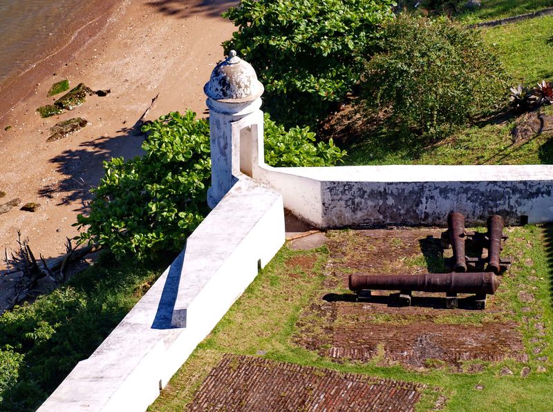 Olympus E-330; Forte Santana, picture taken from the bridge.