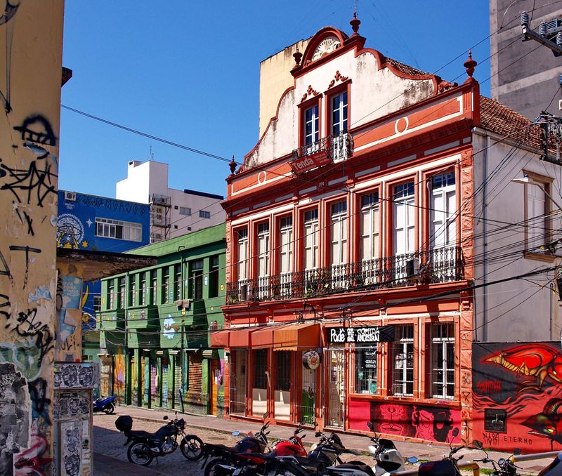 Olympus E-330; Florianópolis downtown; the Kibelândia restaurant.