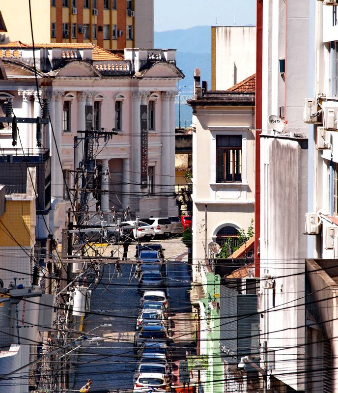Olympus E-330; Florianópolis downtown; João Saldanha street.