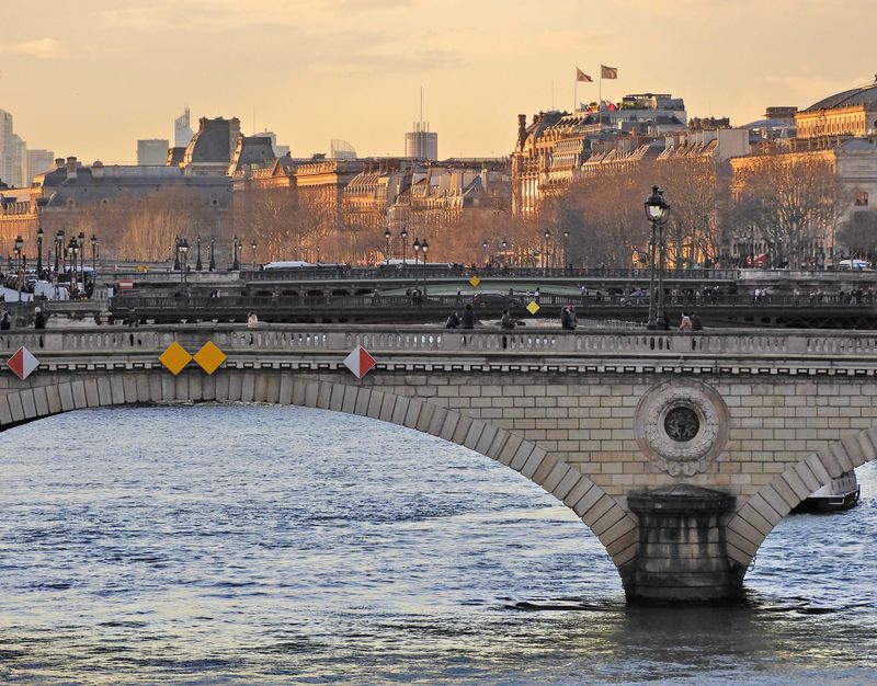 Pont Louis-Philippe.