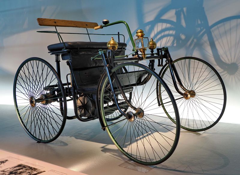 Mercedes-Benz Museum; the cars evolution.