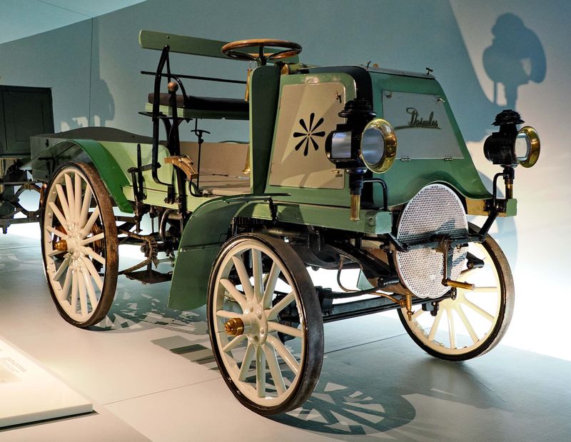 Mercedes-Benz Museum; the cars evolution.