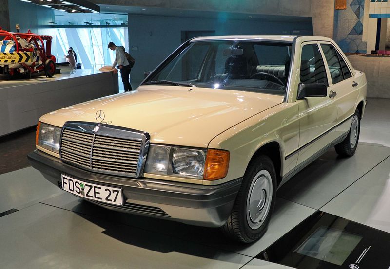 The clasical Mercedes-Bens 190 E (1984). 