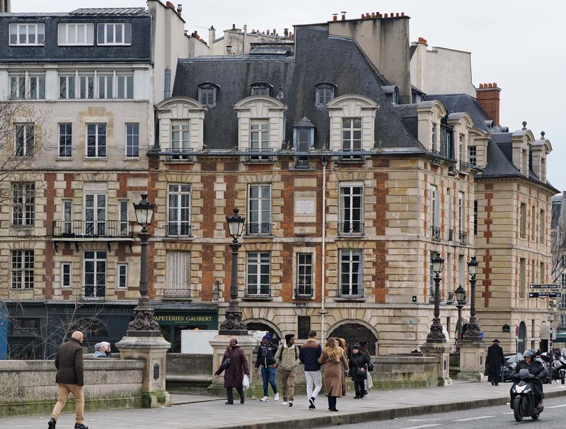 Buildings of the Pont-Neuf. 