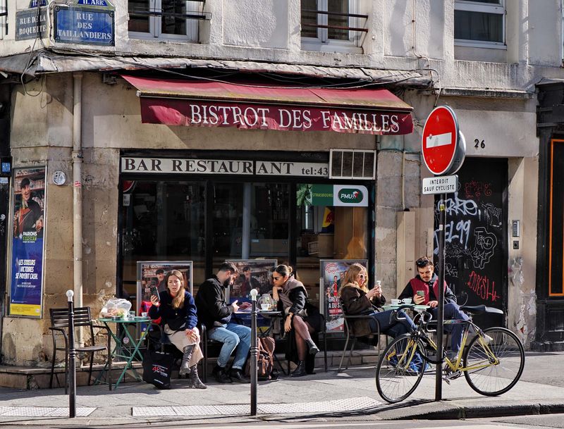 Rue de la Roquette.