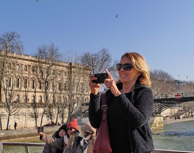 Bateau Mouche tour: Françoise.
