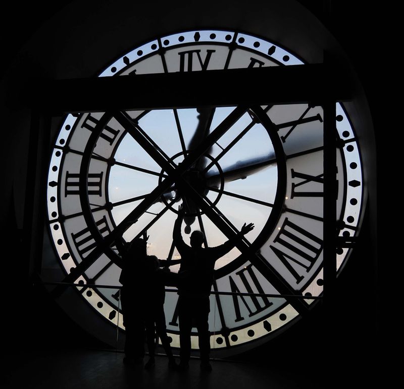Musée d'Orsay: picture by the clock.