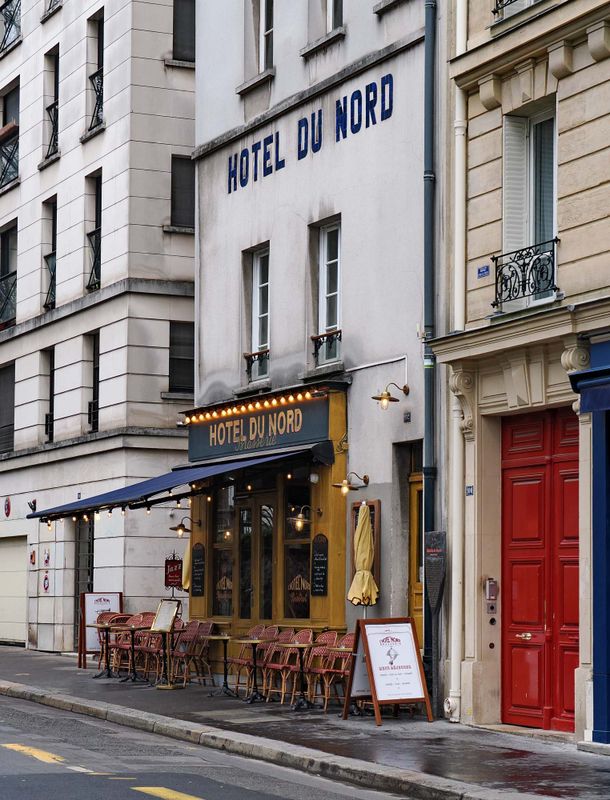 Canal Saint-Martin: the Htel du Nord is related to a famous 1938 movie of Marcel Carn.