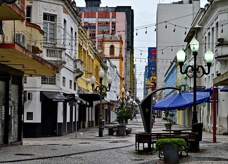 Rua Felipe Schmidt.