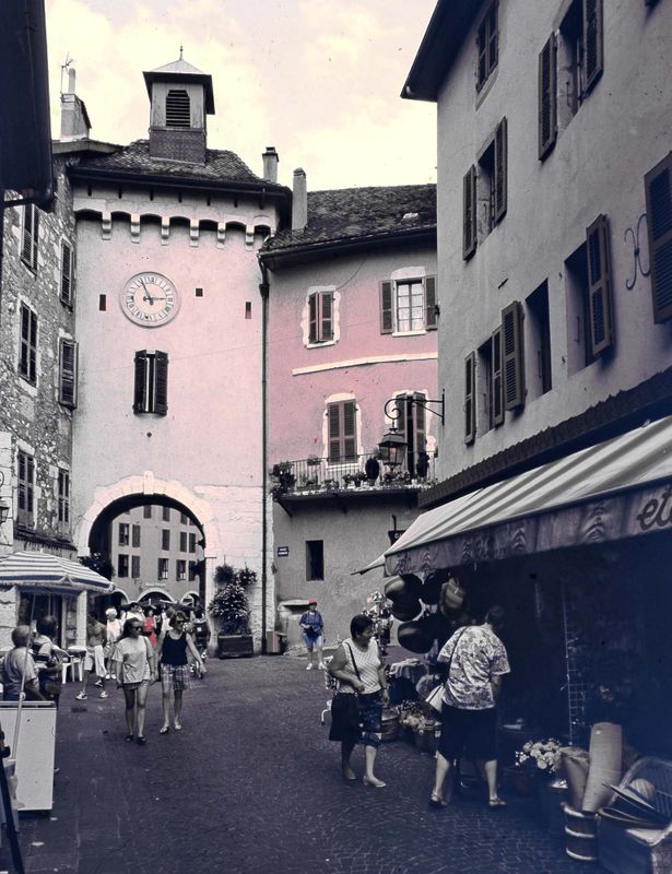 Montauban, Albi or Saint-Gaudens. 