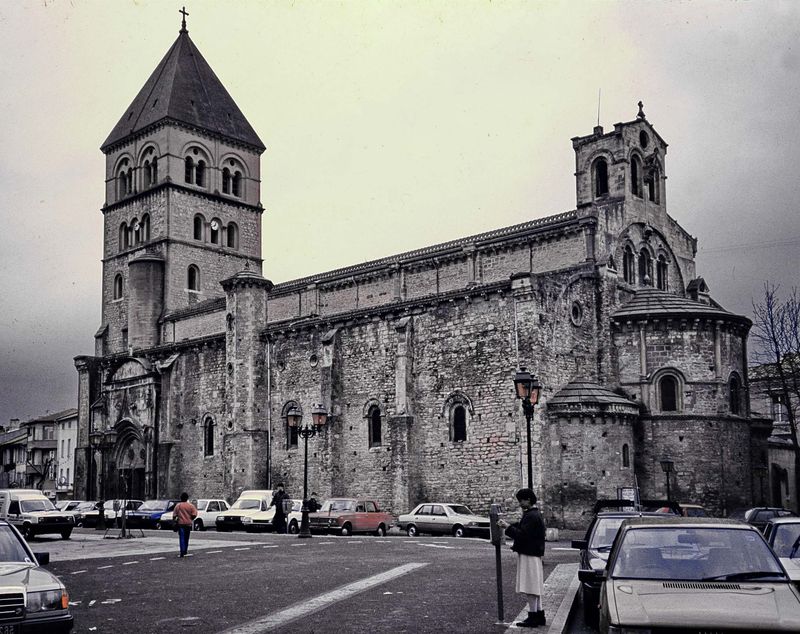 Montauban, Albi or Saint-Gaudens.