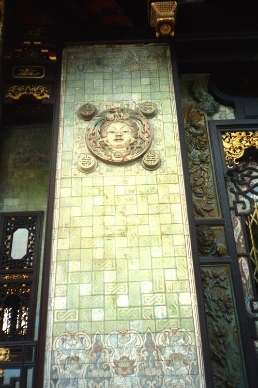 2001