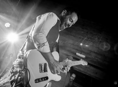 gresiblues24-0131-27.jpg