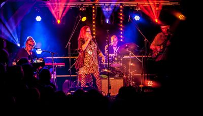 gresiblues24-0140-2.jpg