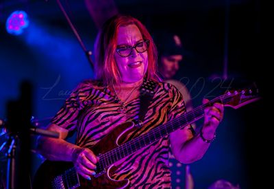 gresiblues24-0157-8.jpg