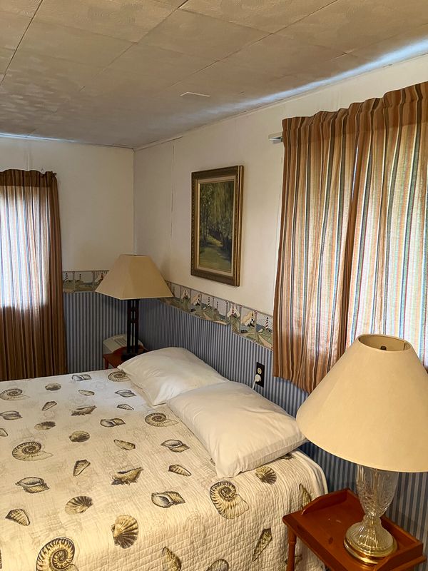Small bedroom downstairs