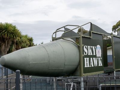 Skyhawk play structure