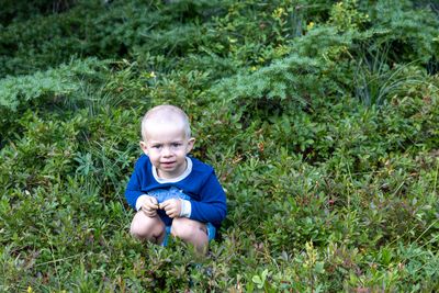 Hamish playin in the meadow