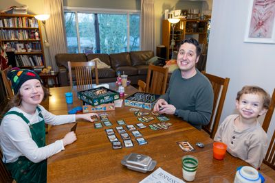 Pre dinner board games