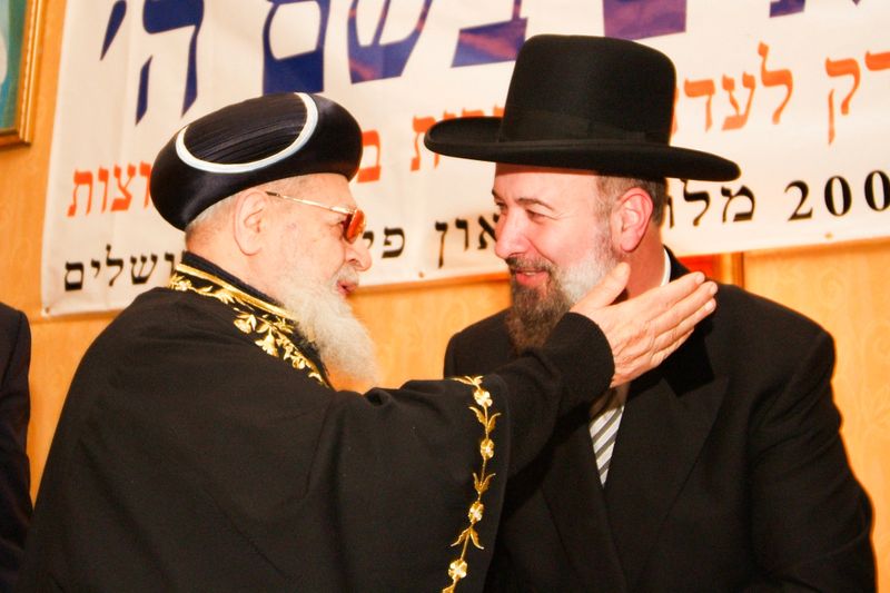 הרב עובדיה והרב מצגר